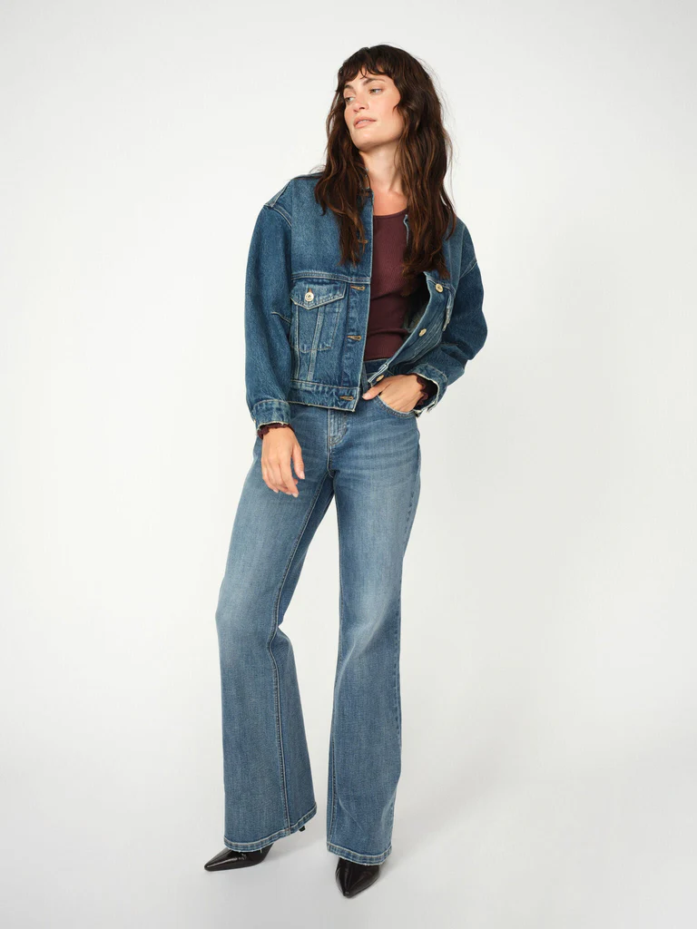 174590401MMMaviDenimJacketBlue-167660159MMElaineOLSSeamlessTeeFudge-173840401MMMarlenaNollaJeansBlue_3