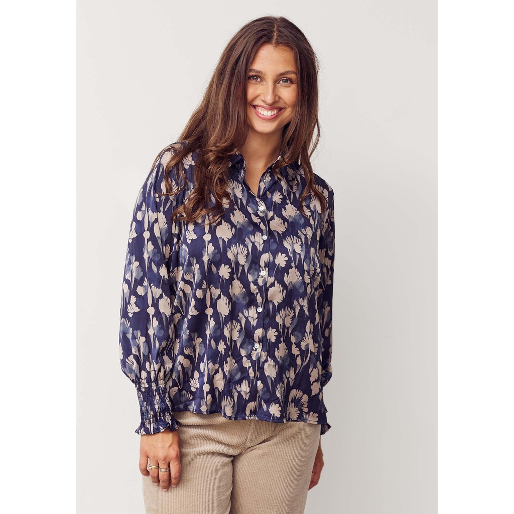56777-Melba-Printed-Blouse-A30-Blue-Mood-Outfit-Front