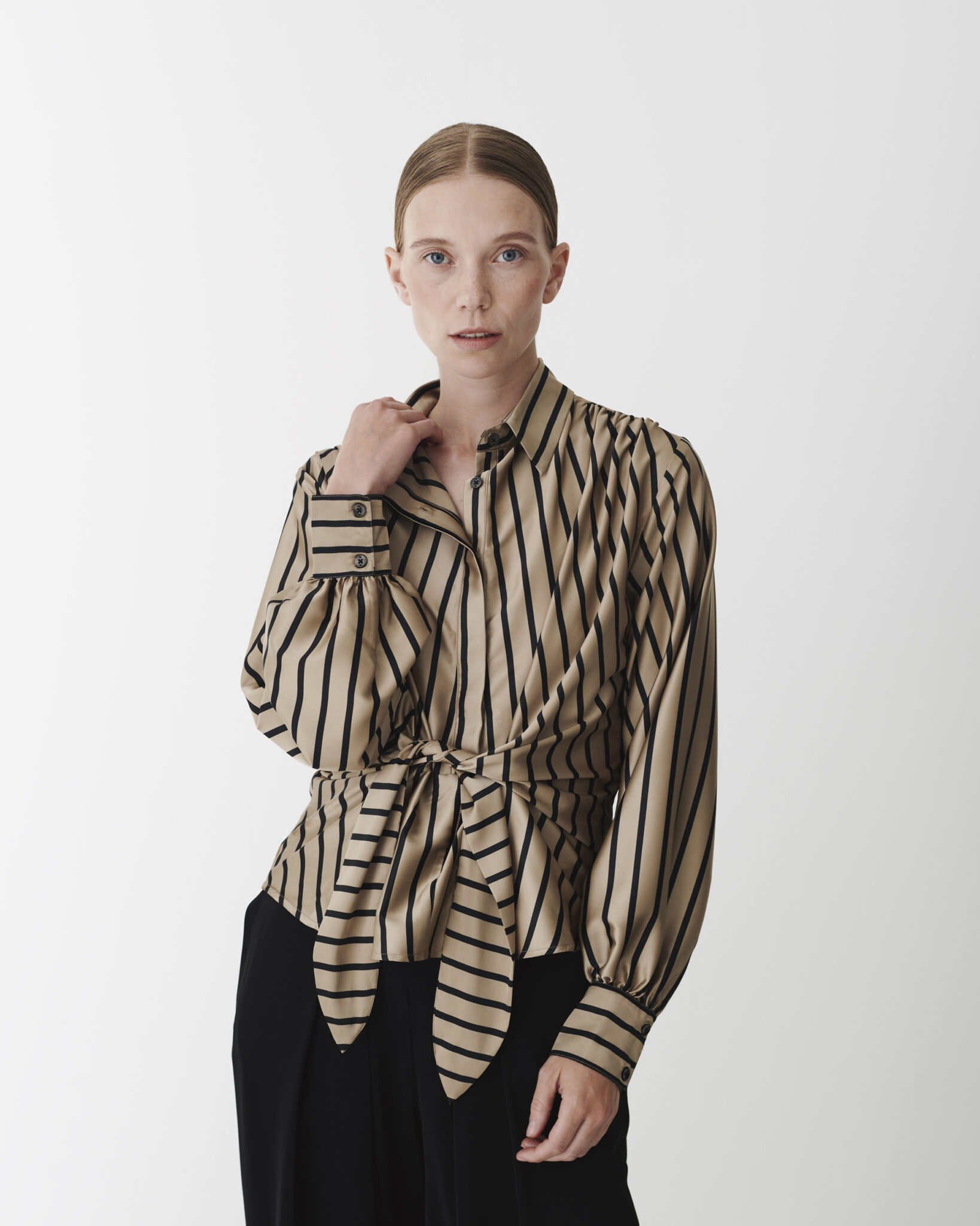 Lee-Shirt-Tan-Stripe (1)