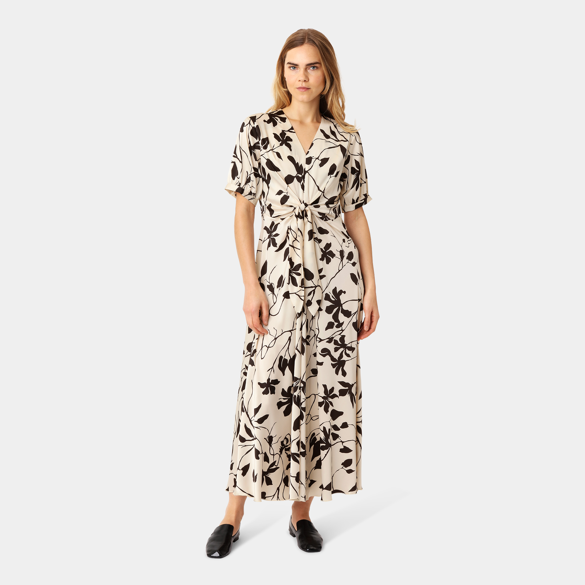 KARMAMIA - FAYE DRESS - MONO FLORAL MODEL